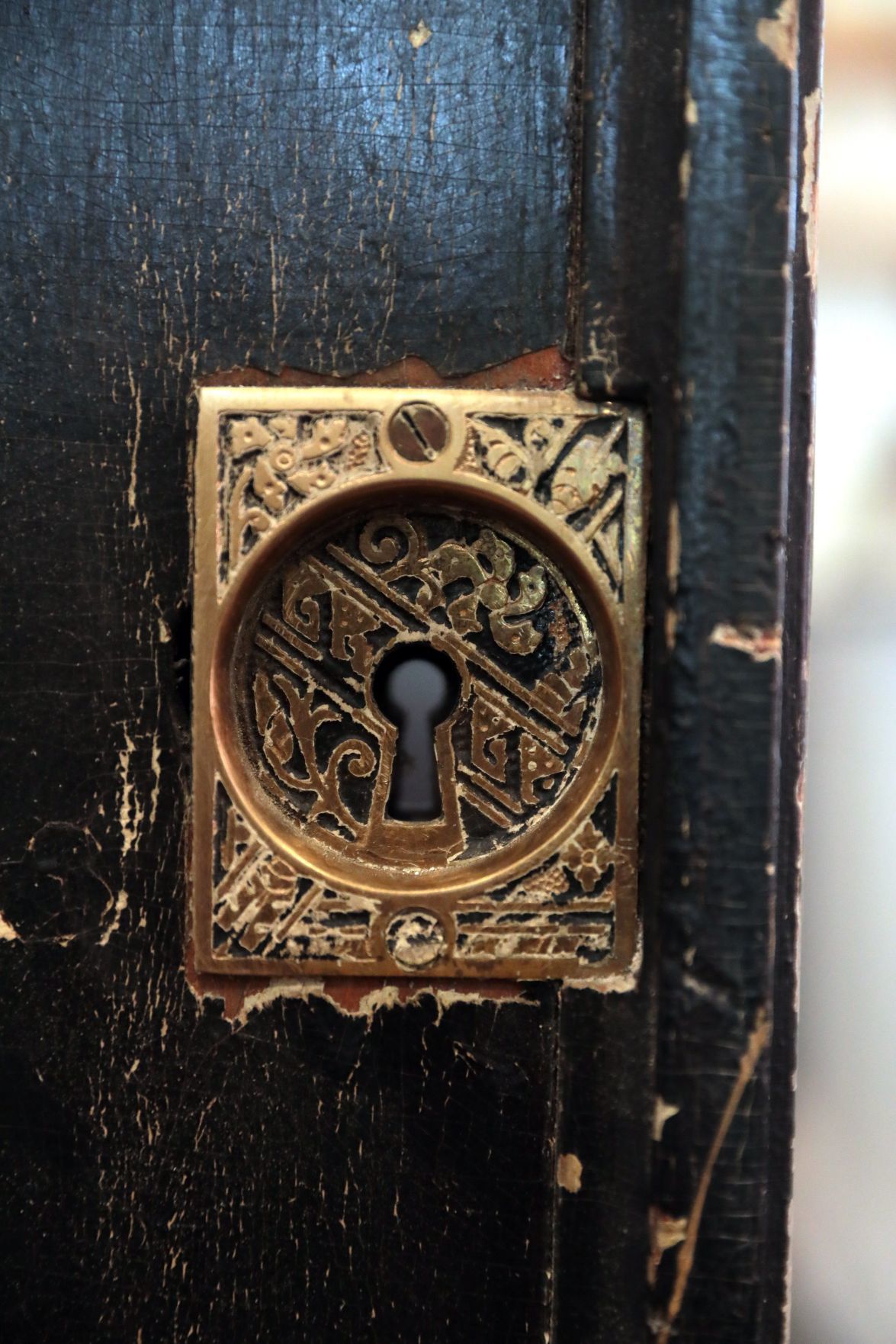 At Home: See how St. Louis couple transformed a 19th-century home on the brink